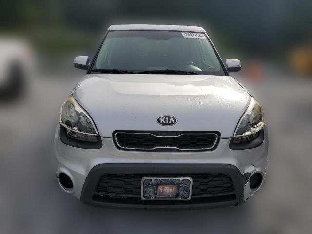 Photo 4 VIN: KNDJT2A69D7754098 - KIA SOUL 