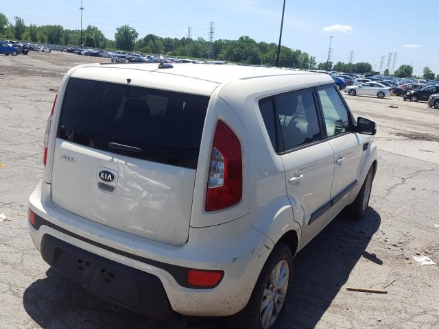 Photo 3 VIN: KNDJT2A69D7758040 - KIA SOUL + 