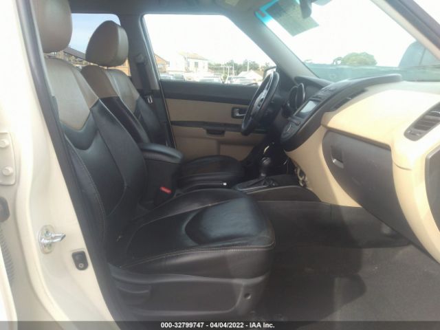 Photo 4 VIN: KNDJT2A69D7772116 - KIA SOUL 