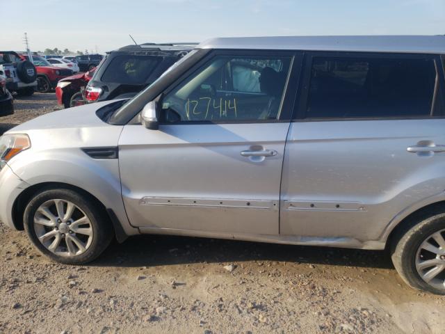 Photo 8 VIN: KNDJT2A6XC7386075 - KIA SOUL + 