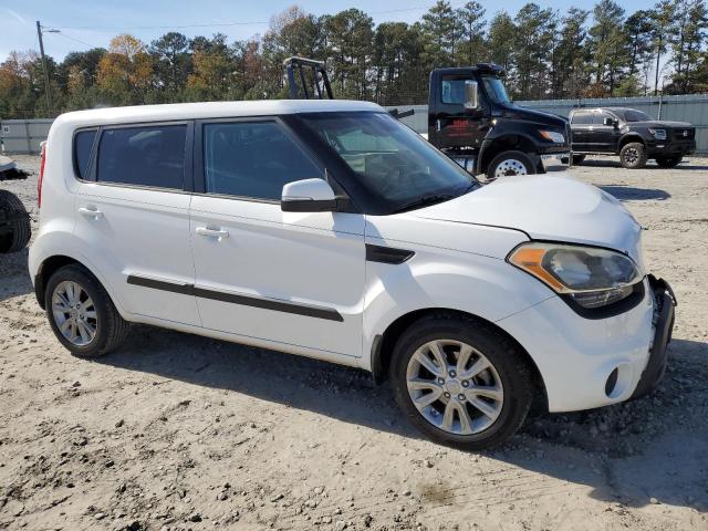 Photo 3 VIN: KNDJT2A6XC7403456 - KIA SOUL 