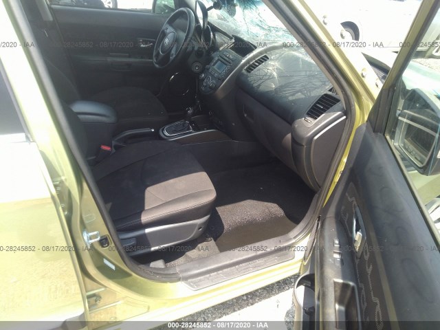 Photo 4 VIN: KNDJT2A6XC7458716 - KIA SOUL 