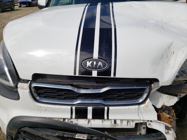 Photo 11 VIN: KNDJT2A6XC7463219 - KIA SOUL + 