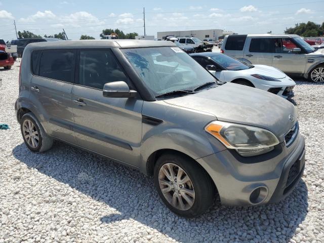 Photo 3 VIN: KNDJT2A6XC7469540 - KIA SOUL + 