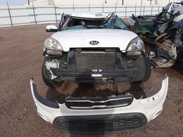 Photo 8 VIN: KNDJT2A6XD7493063 - KIA SOUL + 