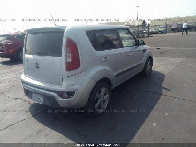 Photo 3 VIN: KNDJT2A6XD7499736 - KIA SOUL 