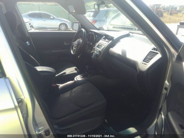 Photo 4 VIN: KNDJT2A6XD7576749 - KIA SOUL 