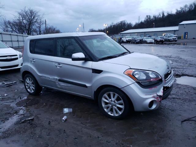 Photo 3 VIN: KNDJT2A6XD7588402 - KIA SOUL + 