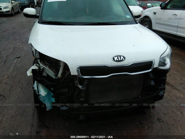 Photo 5 VIN: KNDJX3A50E7024017 - KIA SOUL 