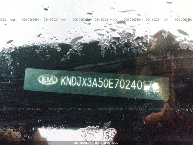 Photo 8 VIN: KNDJX3A50E7024017 - KIA SOUL 