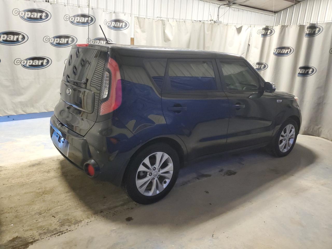 Photo 2 VIN: KNDJX3A53G7386653 - KIA SOUL 