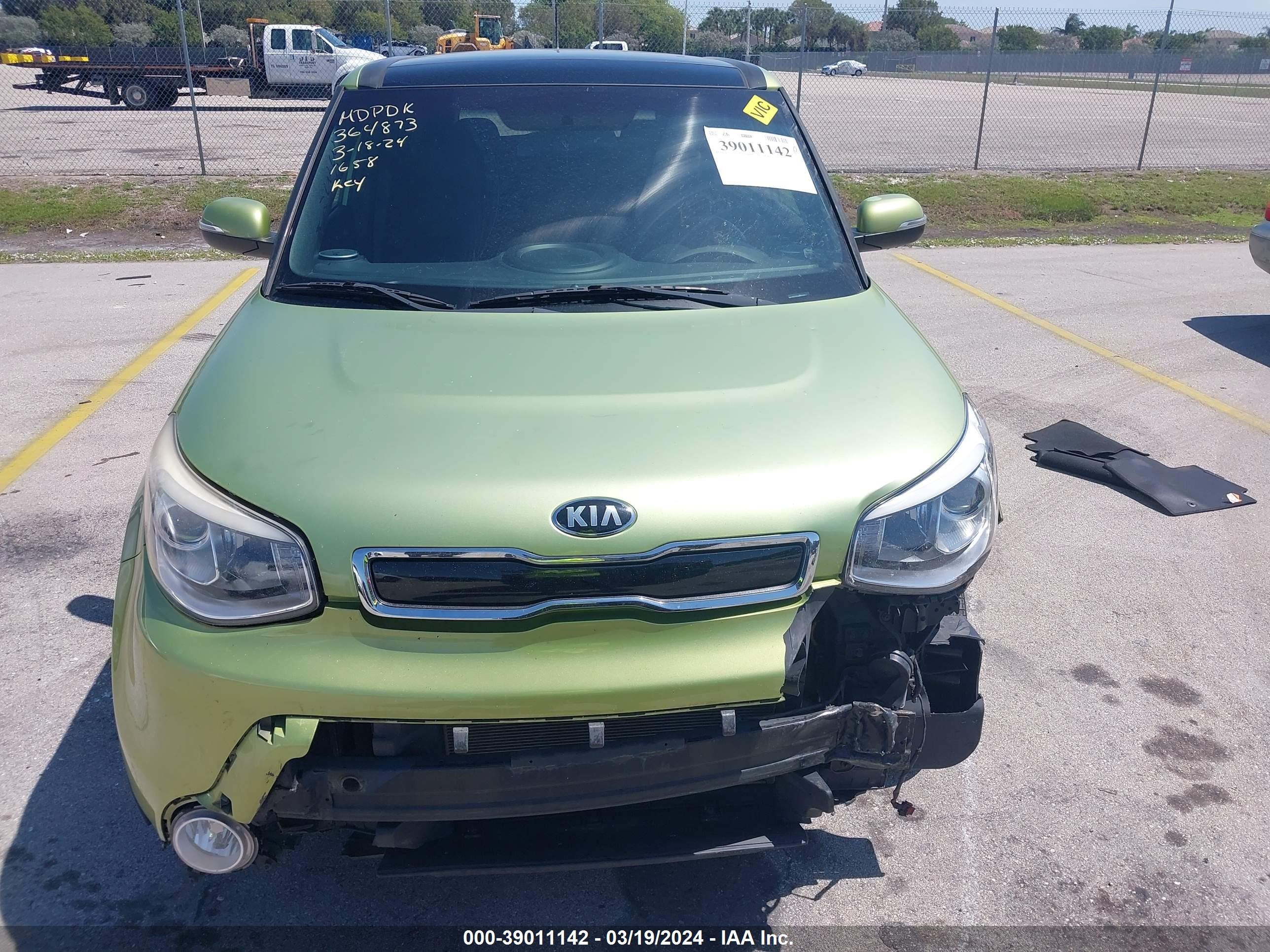 Photo 11 VIN: KNDJX3A56F7761658 - KIA SOUL 