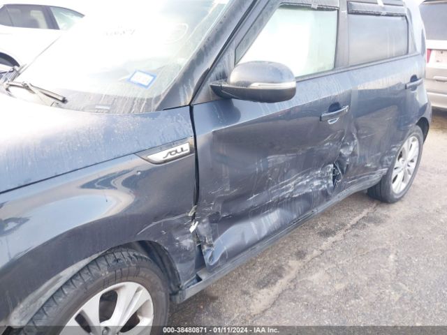 Photo 5 VIN: KNDJX3A56G7281735 - KIA SOUL 