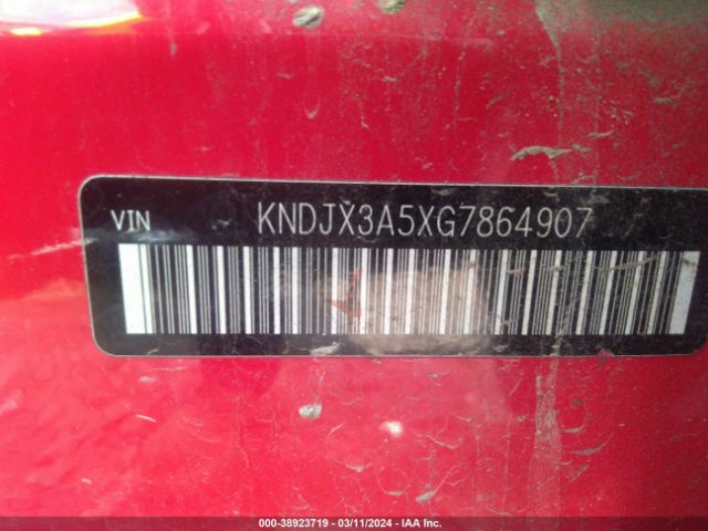 Photo 8 VIN: KNDJX3A5XG7864907 - KIA SOUL 