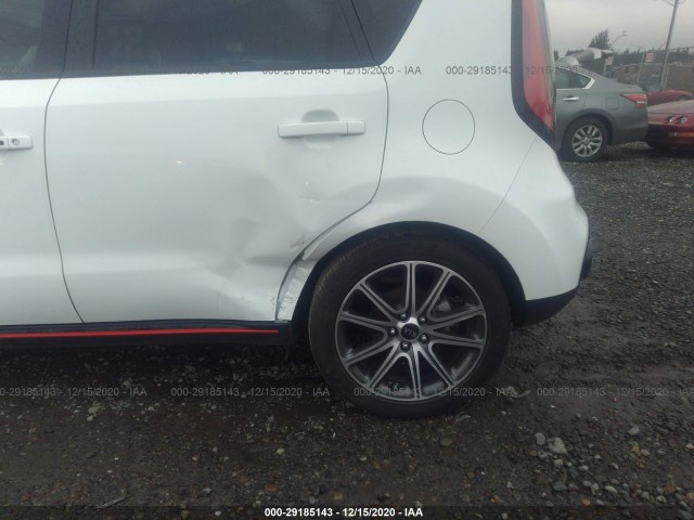 Photo 5 VIN: KNDJX3AA0J7552096 - KIA SOUL 