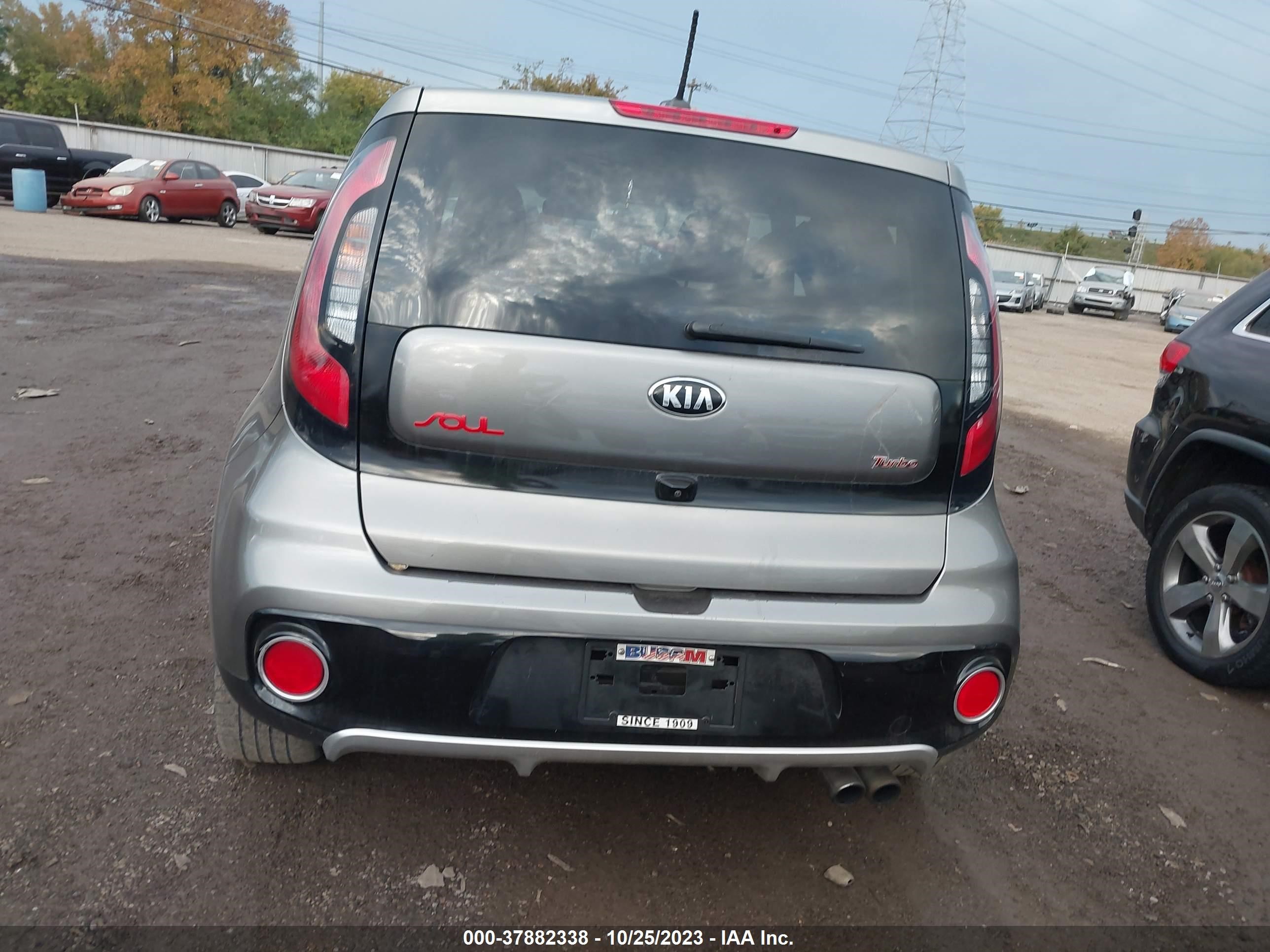 Photo 15 VIN: KNDJX3AA4K7686496 - KIA SOUL 