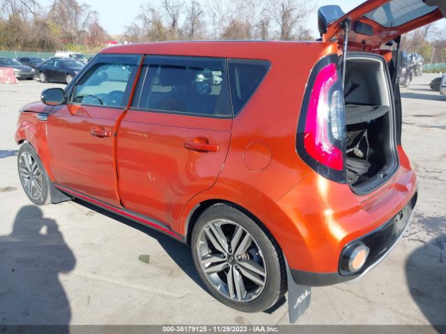 Photo 2 VIN: KNDJX3AA5J7521667 - KIA SOUL 