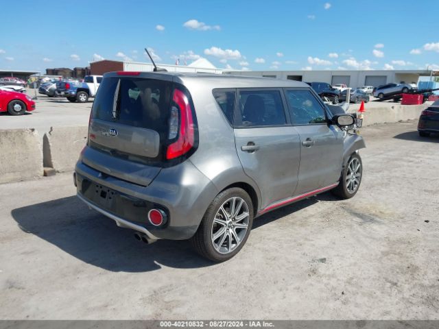 Photo 3 VIN: KNDJX3AA5J7614883 - KIA SOUL 