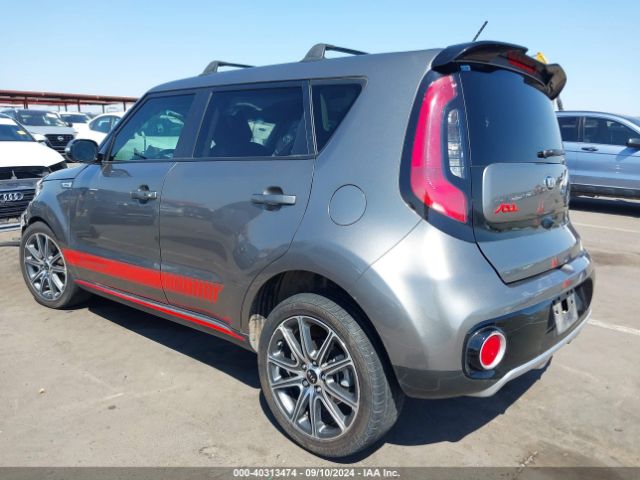 Photo 2 VIN: KNDJX3AA6J7537389 - KIA SOUL 