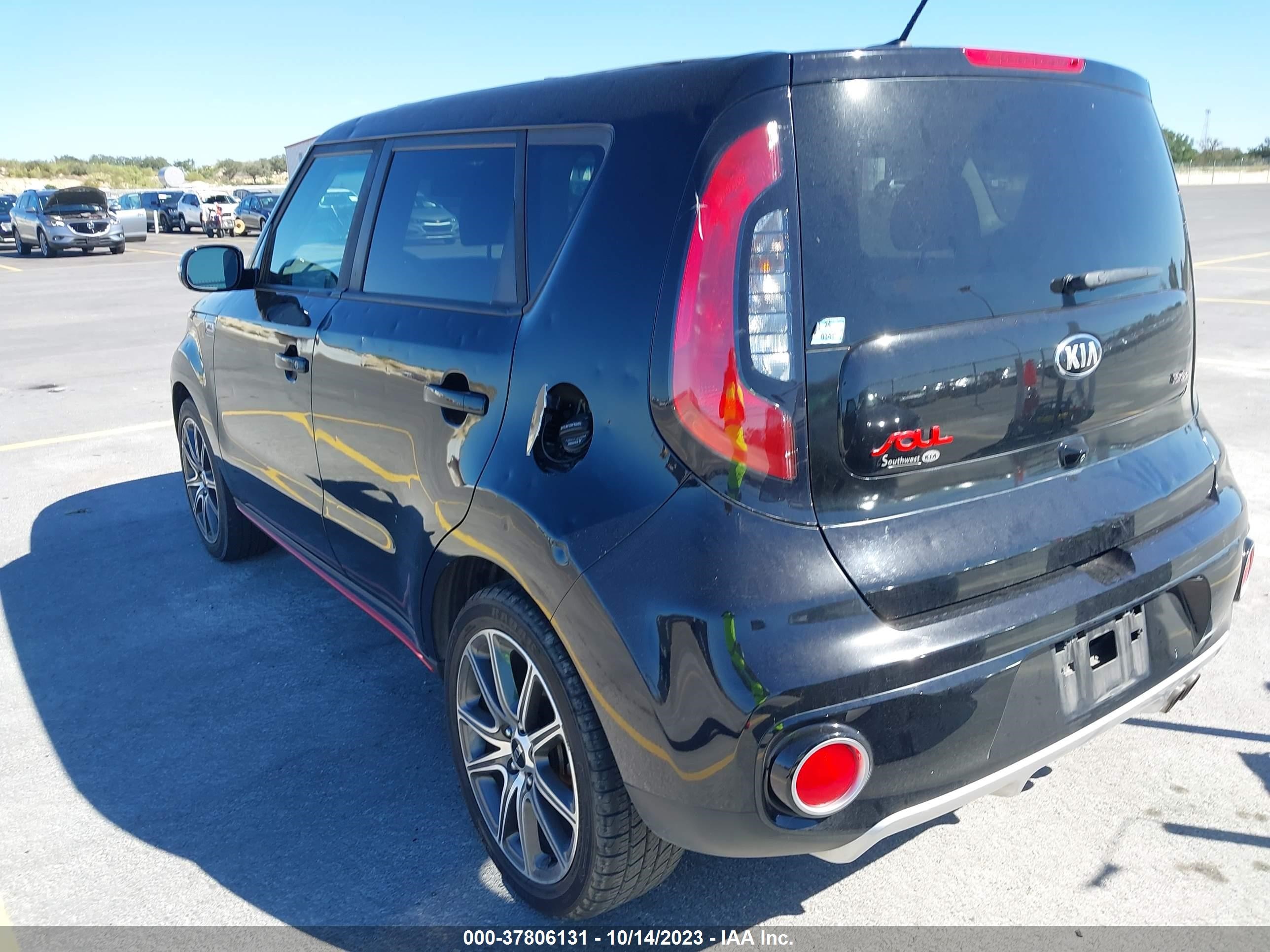 Photo 2 VIN: KNDJX3AA6K7642810 - KIA SOUL 