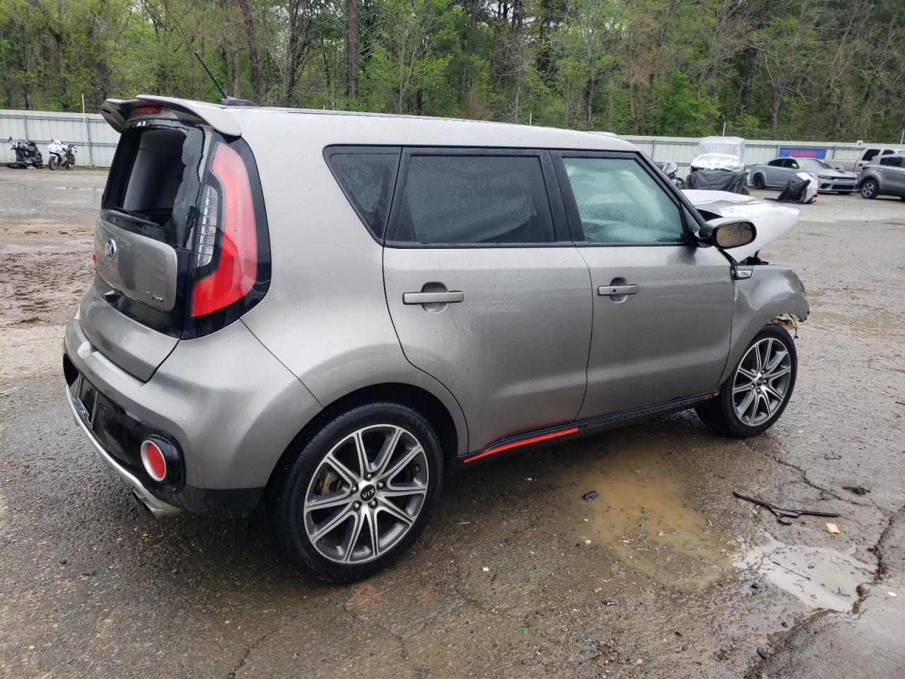 Photo 2 VIN: KNDJX3AA8K7661021 - KIA SOUL 