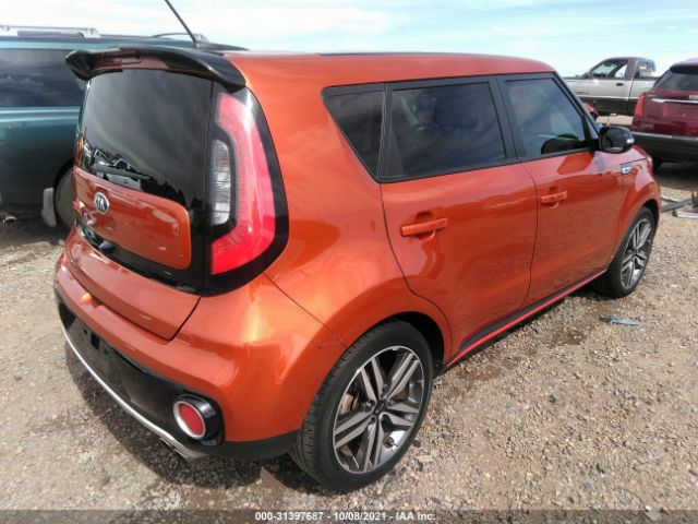 Photo 3 VIN: KNDJX3AAXJ7572873 - KIA SOUL 