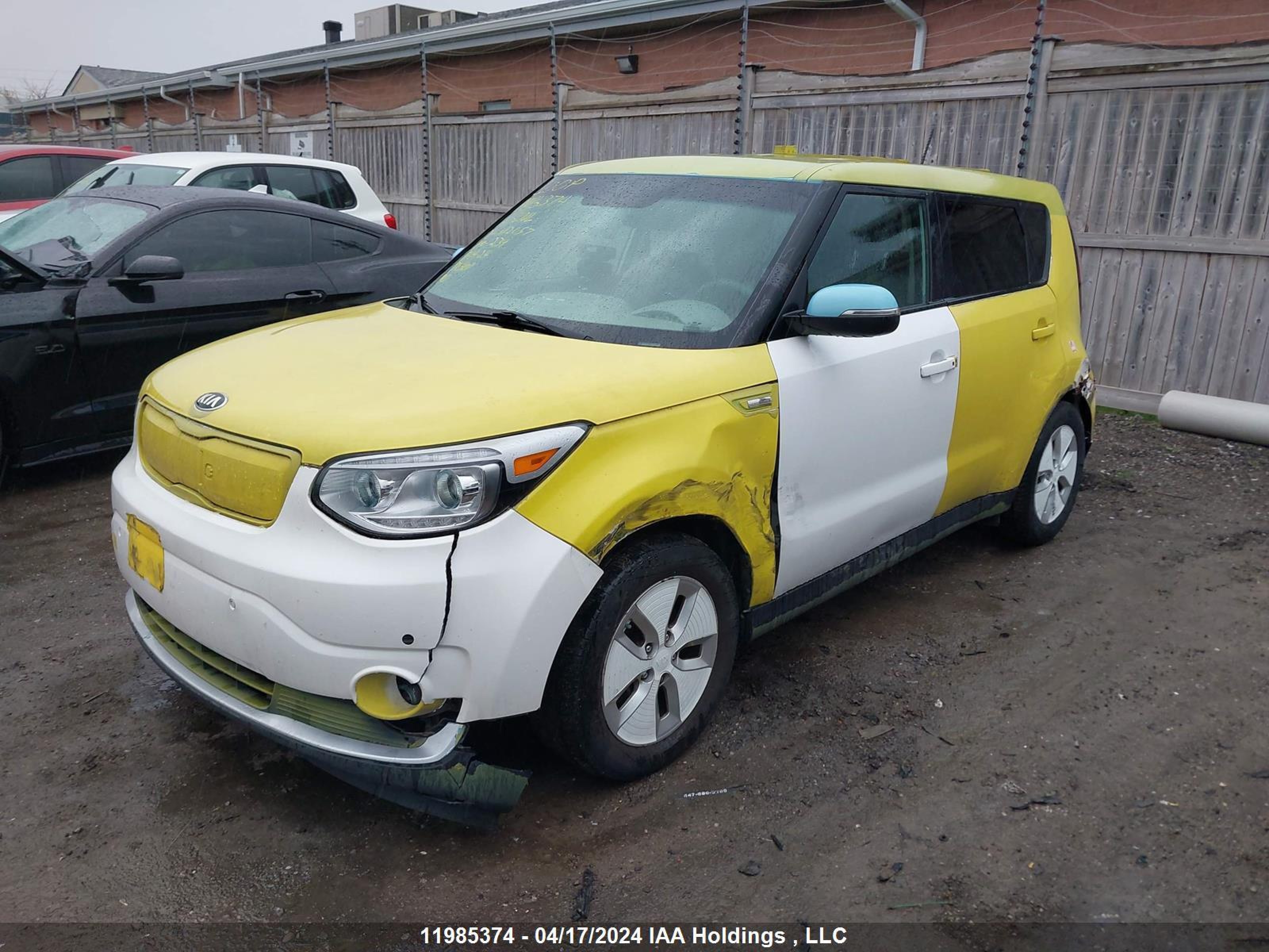 Photo 1 VIN: KNDJX3AE3G7012057 - KIA SOUL EV 