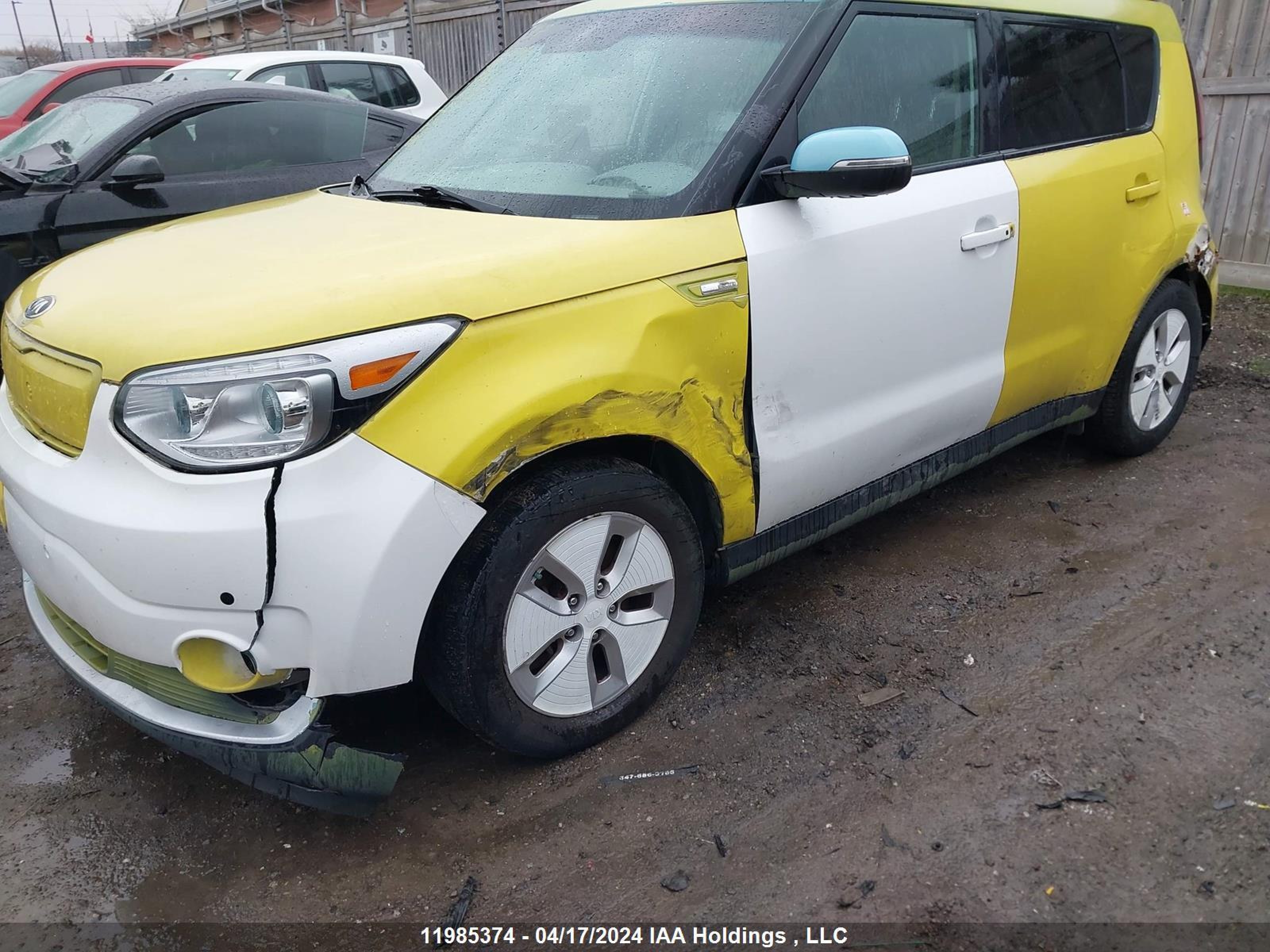 Photo 5 VIN: KNDJX3AE3G7012057 - KIA SOUL EV 