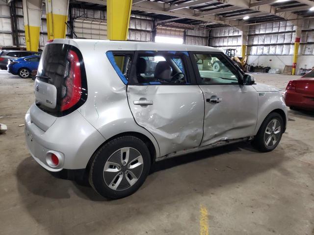 Photo 2 VIN: KNDJX3AE3H7019981 - KIA SOUL EV + 