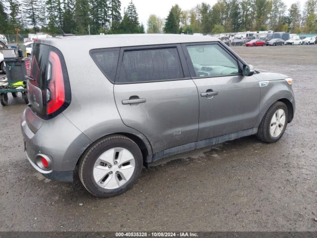 Photo 3 VIN: KNDJX3AE5G7004672 - KIA SOUL 