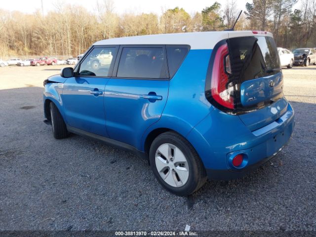 Photo 2 VIN: KNDJX3AEXF7003063 - KIA SOUL EV 