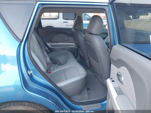 Photo 7 VIN: KNDJX3AEXF7003063 - KIA SOUL EV 