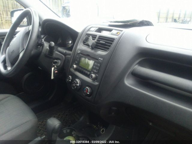 Photo 4 VIN: KNDKG3A41A7720519 - KIA SPORTAGE 