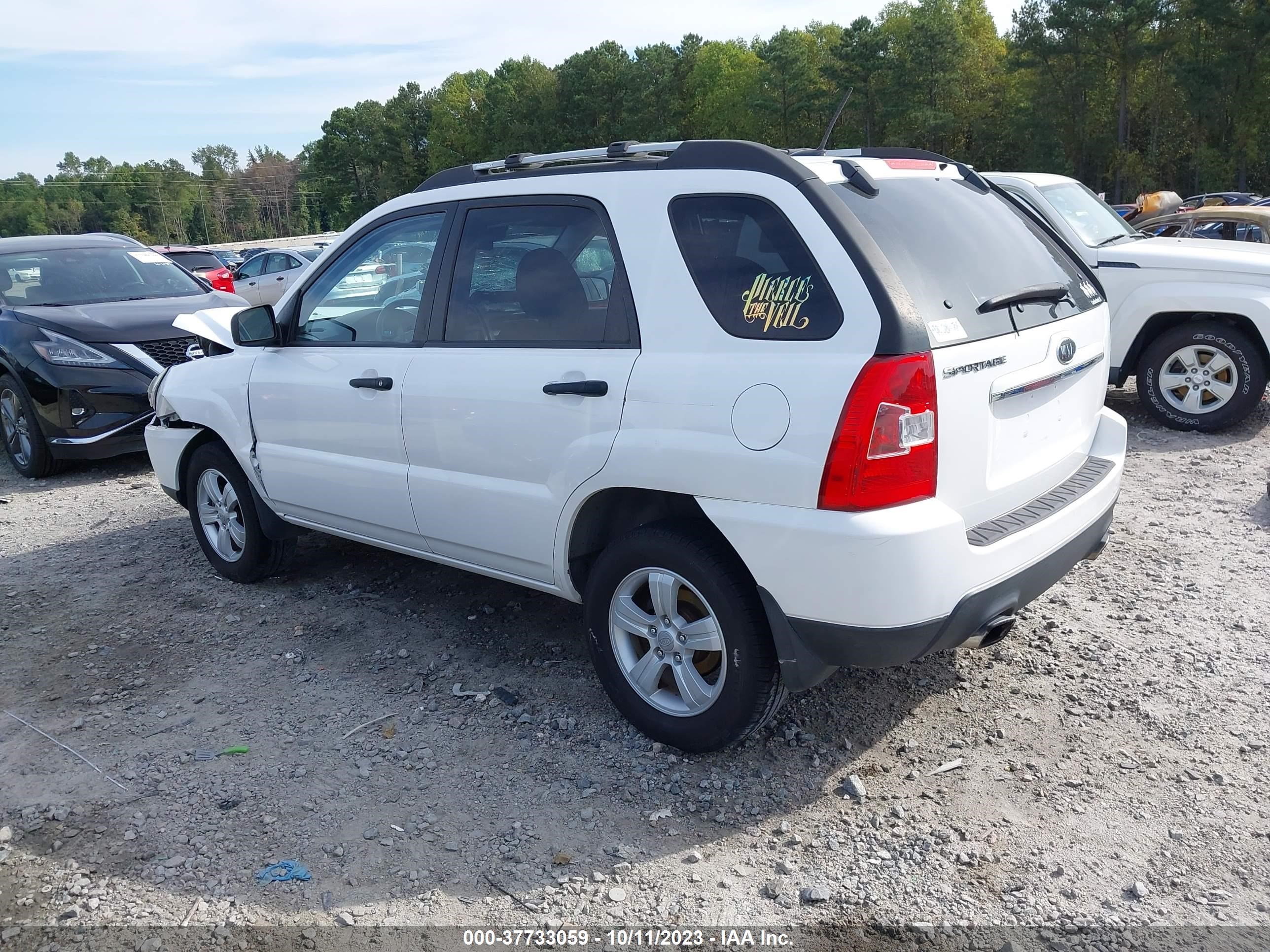 Photo 2 VIN: KNDKG3A42A7701722 - KIA SPORTAGE 