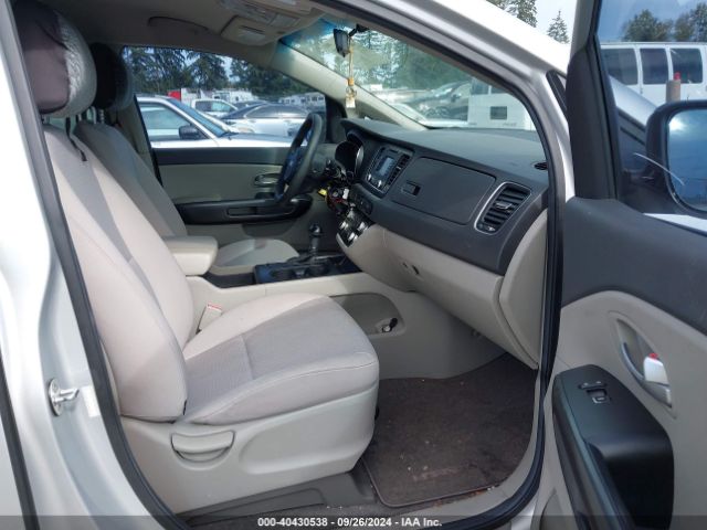 Photo 4 VIN: KNDMA5C10G6158670 - KIA SEDONA 