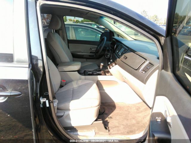 Photo 4 VIN: KNDMA5C10L6592386 - KIA SEDONA 