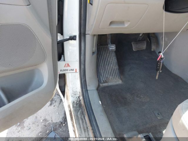 Photo 5 VIN: KNDMA5C14G6173950 - KIA SEDONA 