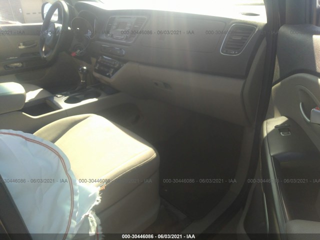 Photo 4 VIN: KNDMA5C18F6034516 - KIA SEDONA 