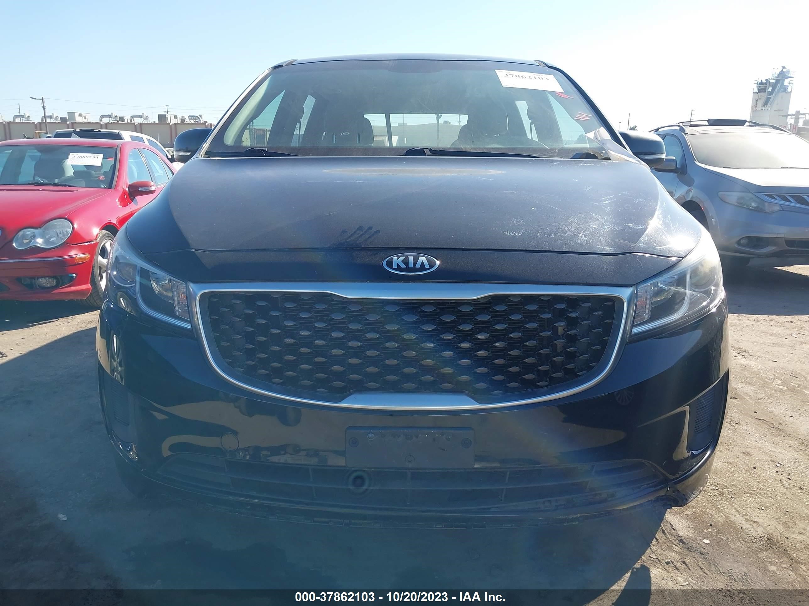 Photo 12 VIN: KNDMA5C19F6026134 - KIA SEDONA 