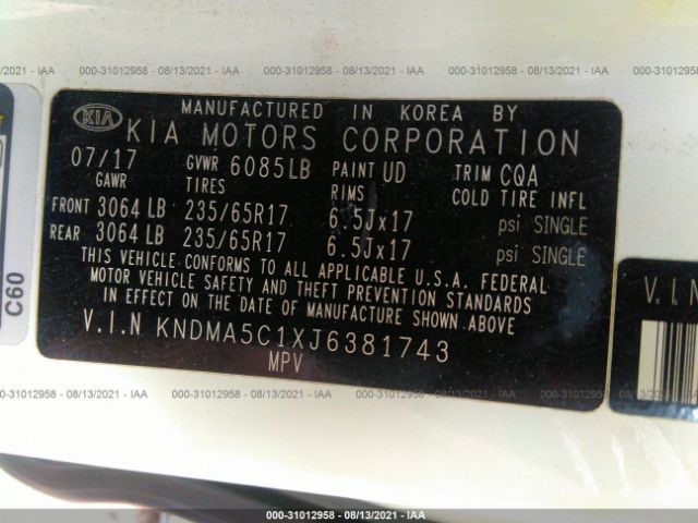 Photo 8 VIN: KNDMA5C1XJ6381743 - KIA SEDONA 