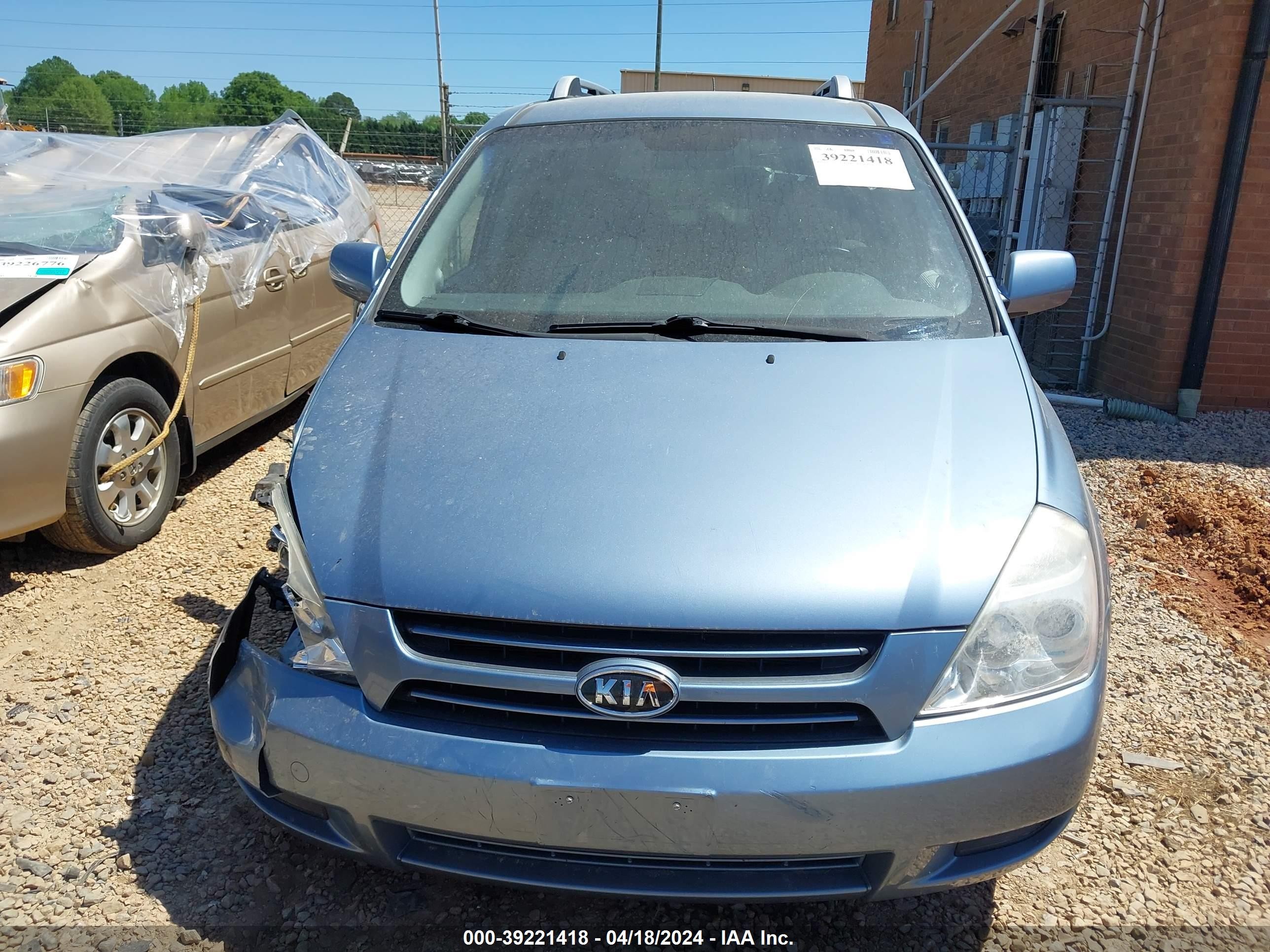 Photo 11 VIN: KNDMB133676130654 - KIA SEDONA 