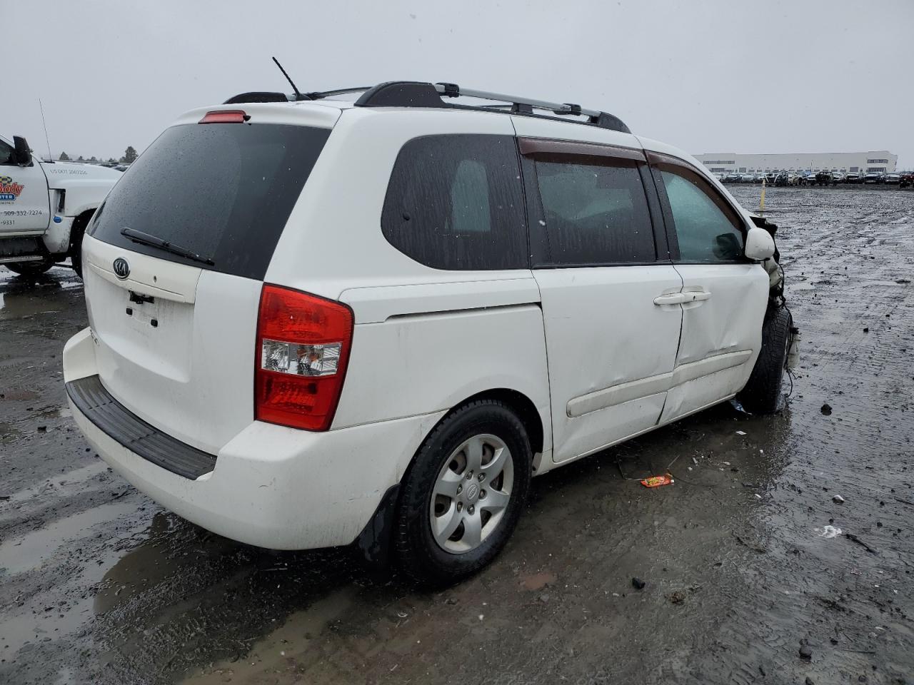 Photo 2 VIN: KNDMB133786248441 - KIA SEDONA 