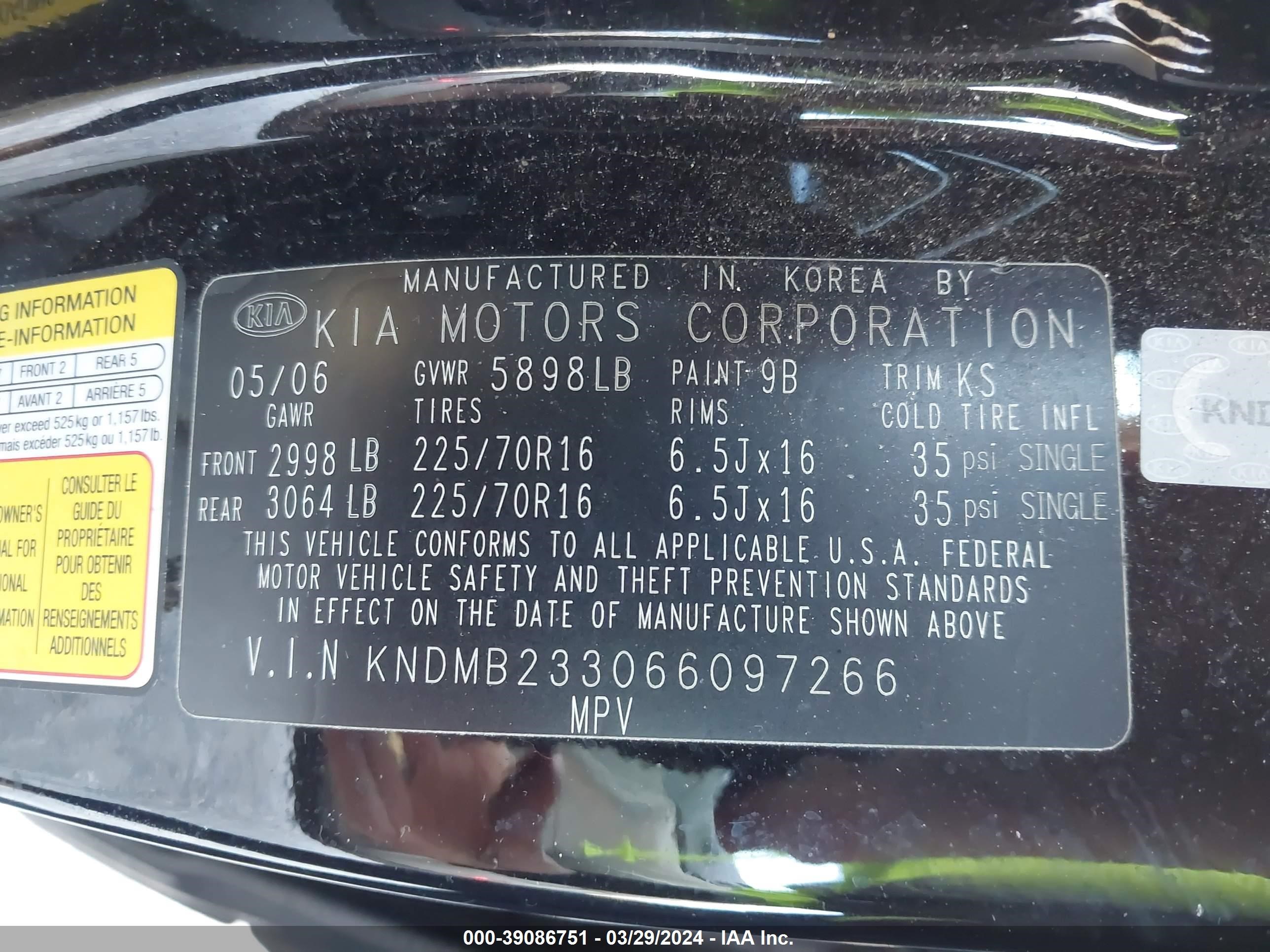 Photo 8 VIN: KNDMB233066097266 - KIA SEDONA 