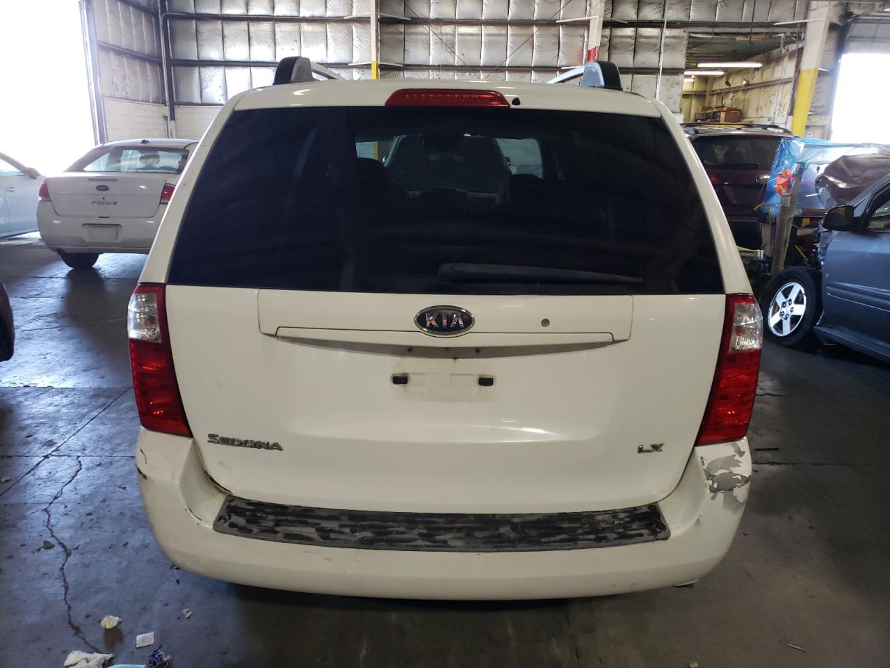 Photo 5 VIN: KNDMB233076117131 - KIA SEDONA 