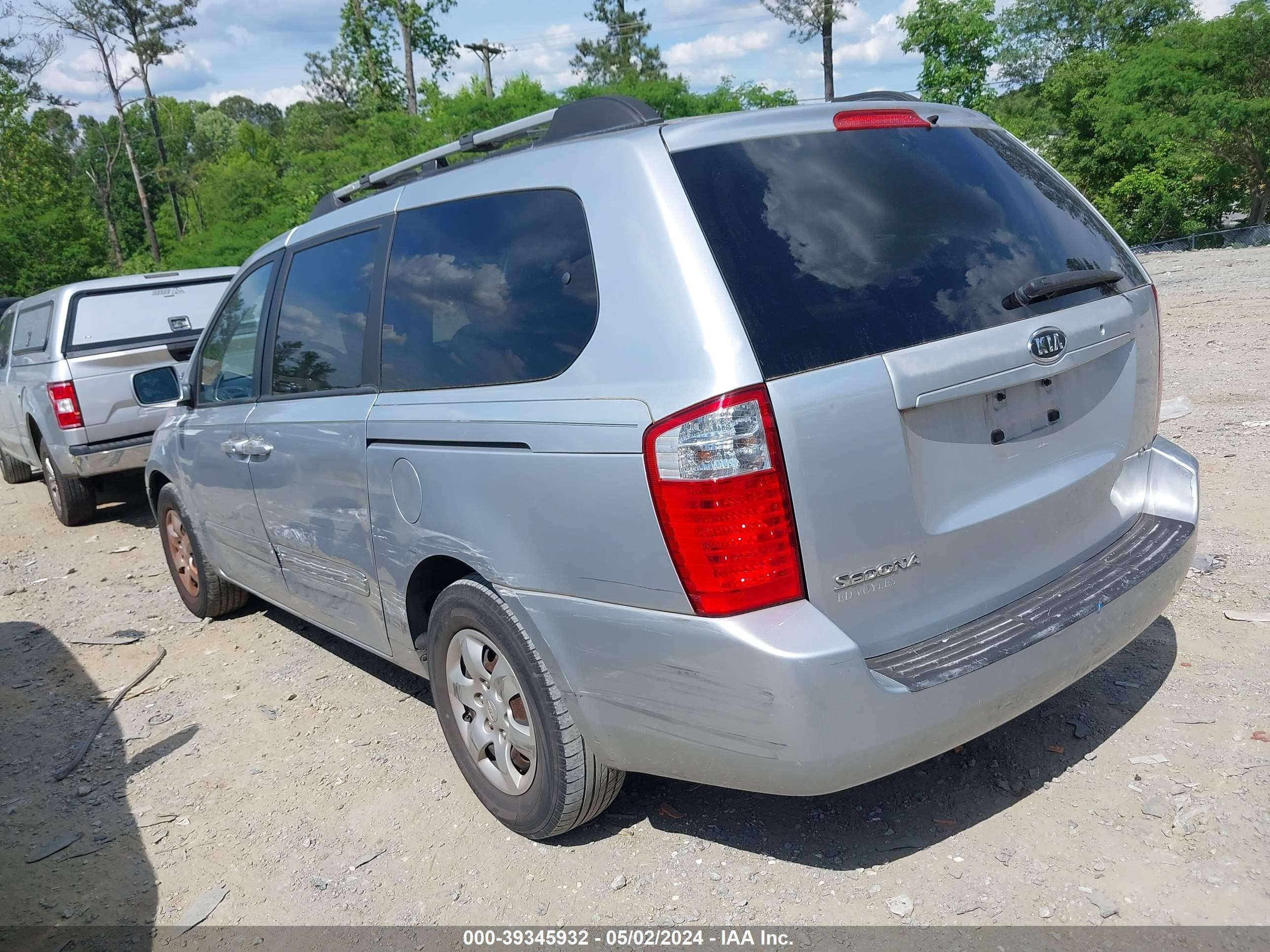 Photo 2 VIN: KNDMB233086222382 - KIA SEDONA 