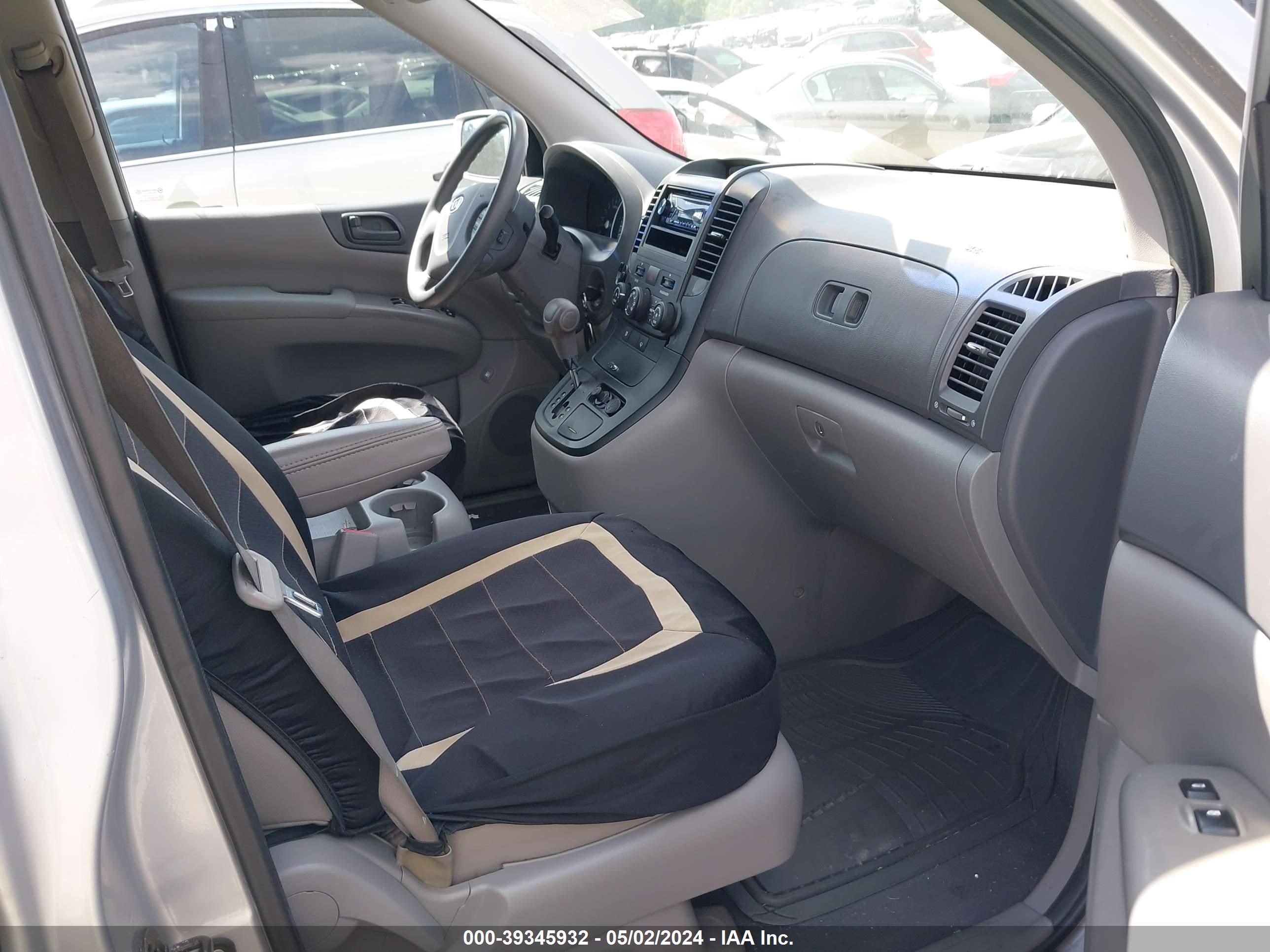 Photo 4 VIN: KNDMB233086222382 - KIA SEDONA 