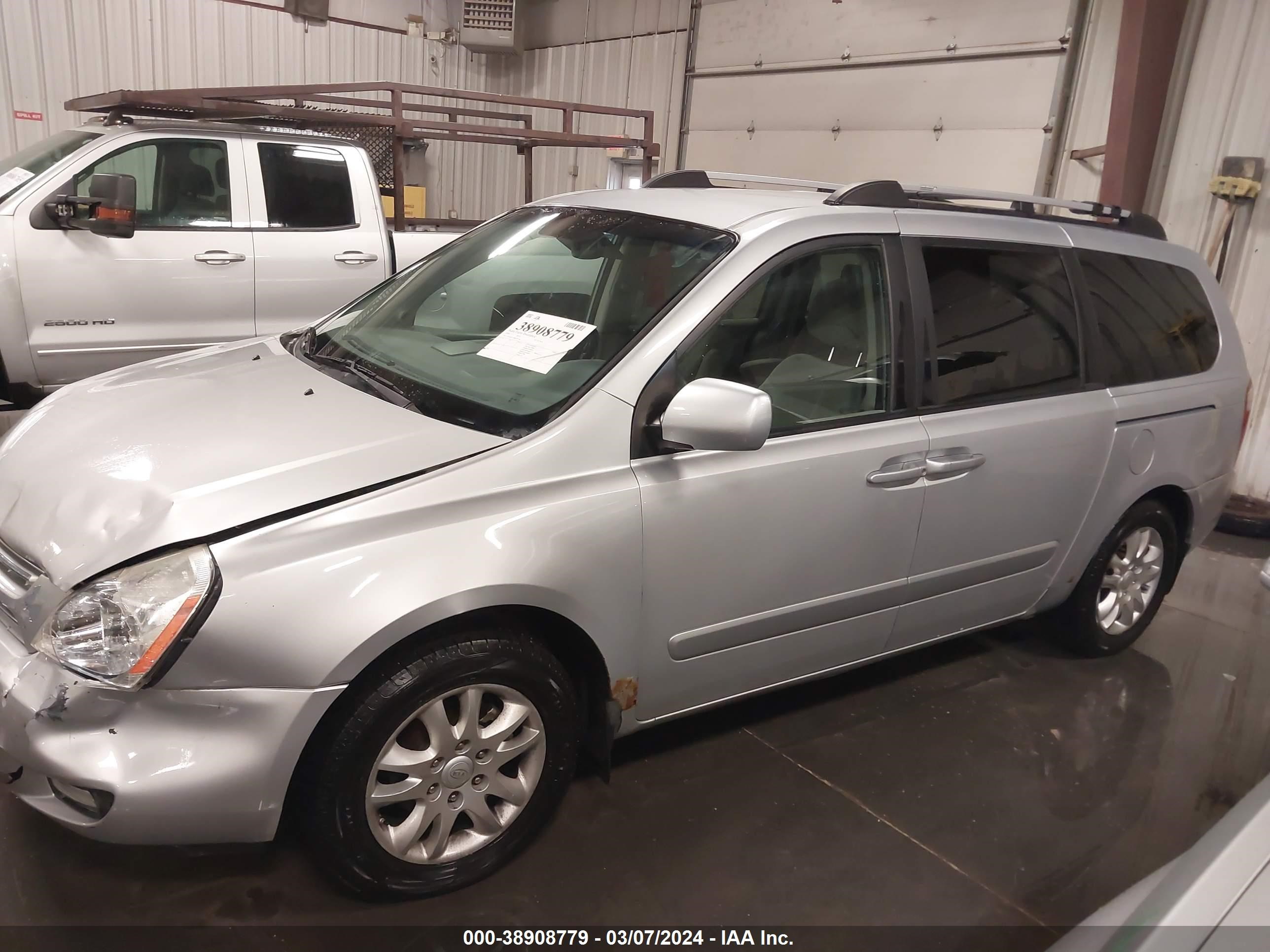 Photo 13 VIN: KNDMB233086258346 - KIA SEDONA 