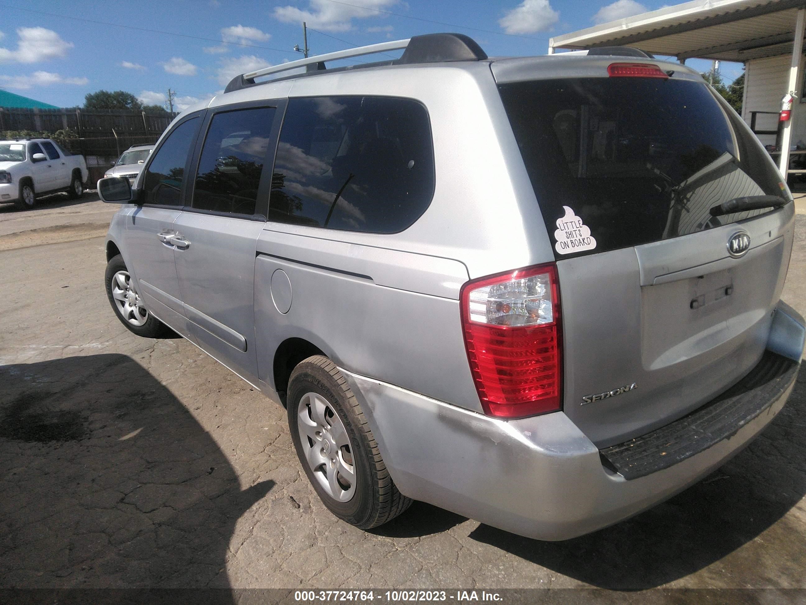 Photo 2 VIN: KNDMB233166027792 - KIA SEDONA 