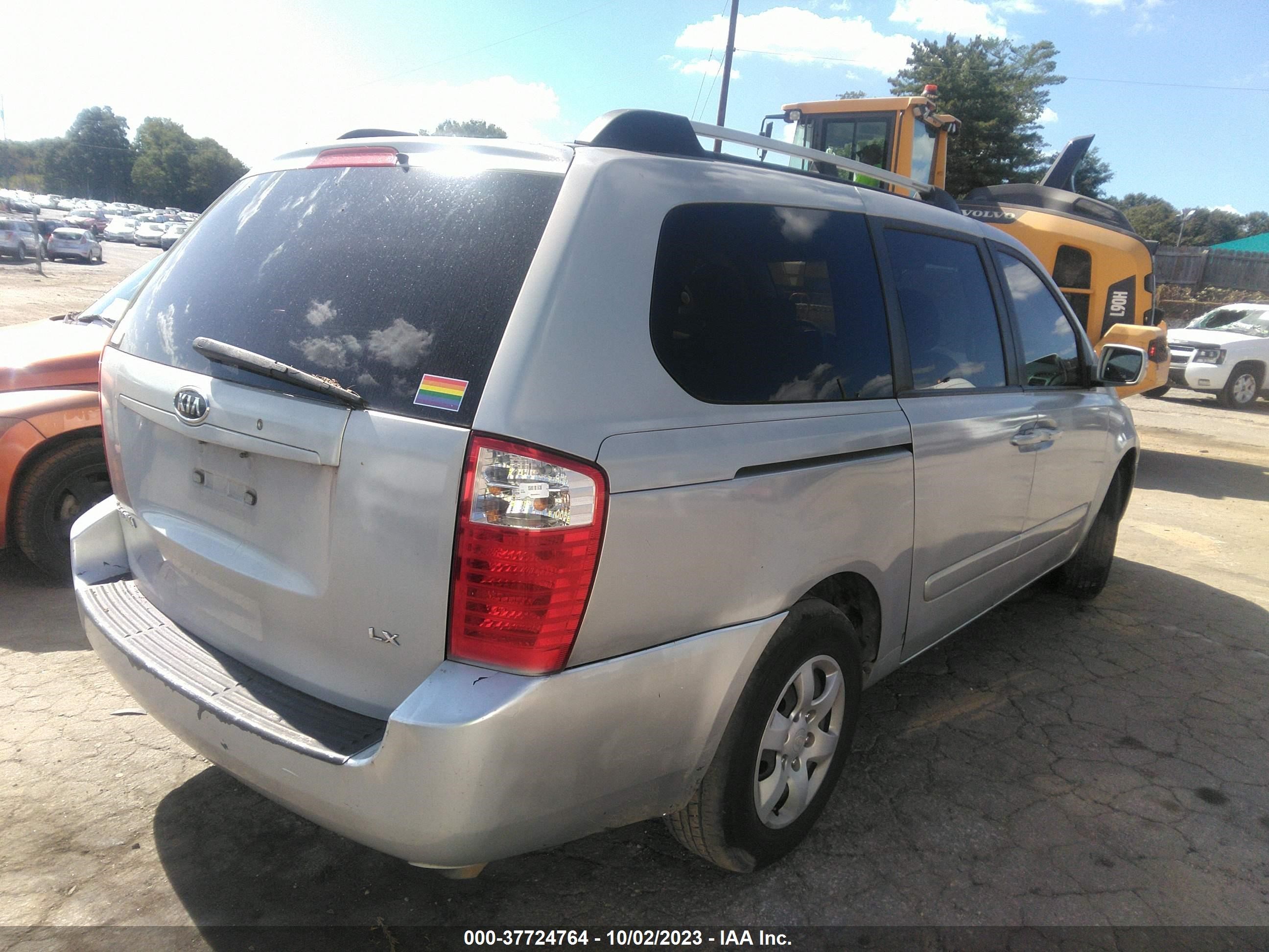 Photo 3 VIN: KNDMB233166027792 - KIA SEDONA 