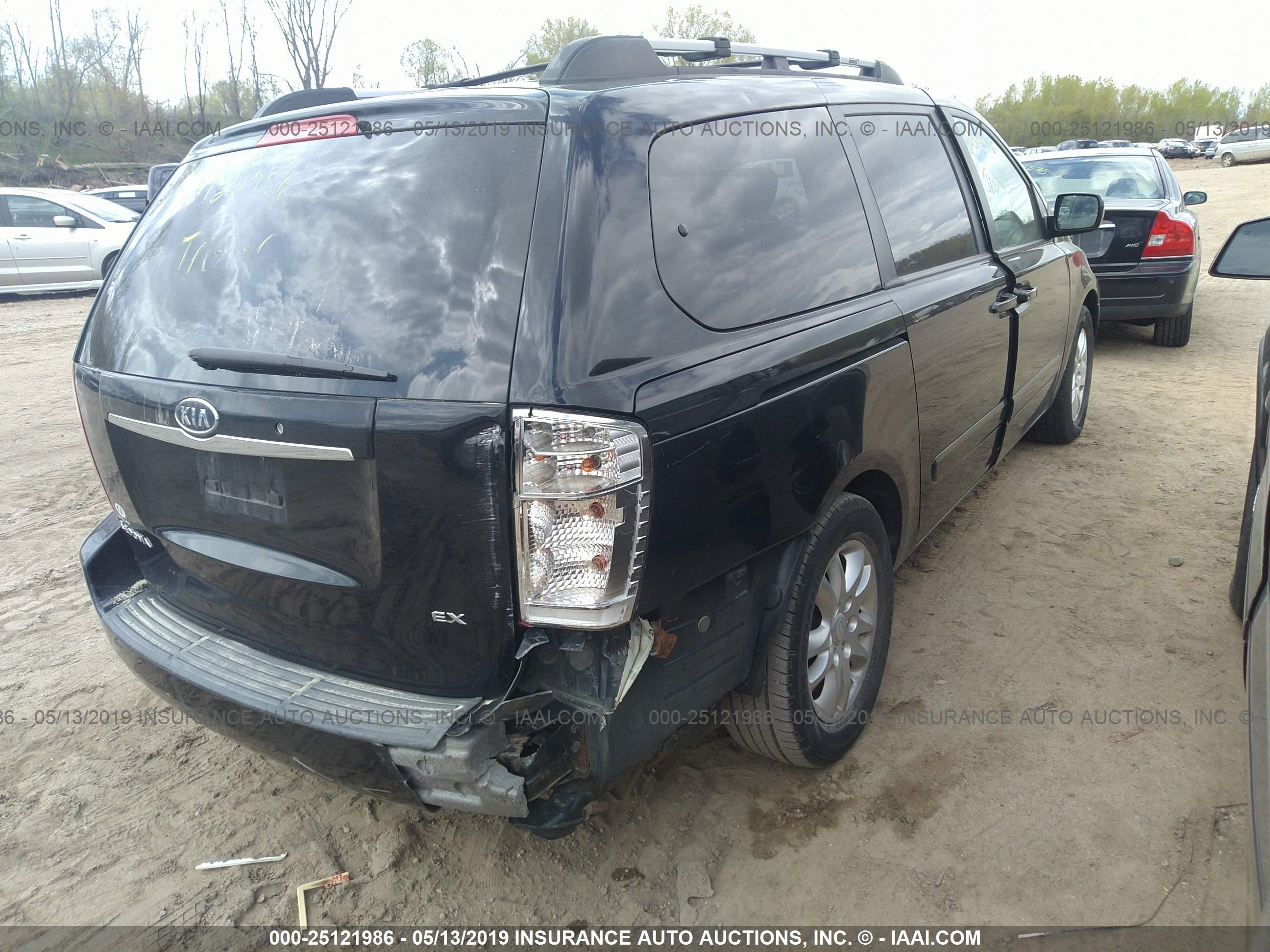 Photo 3 VIN: KNDMB233186202061 - KIA SEDONA 